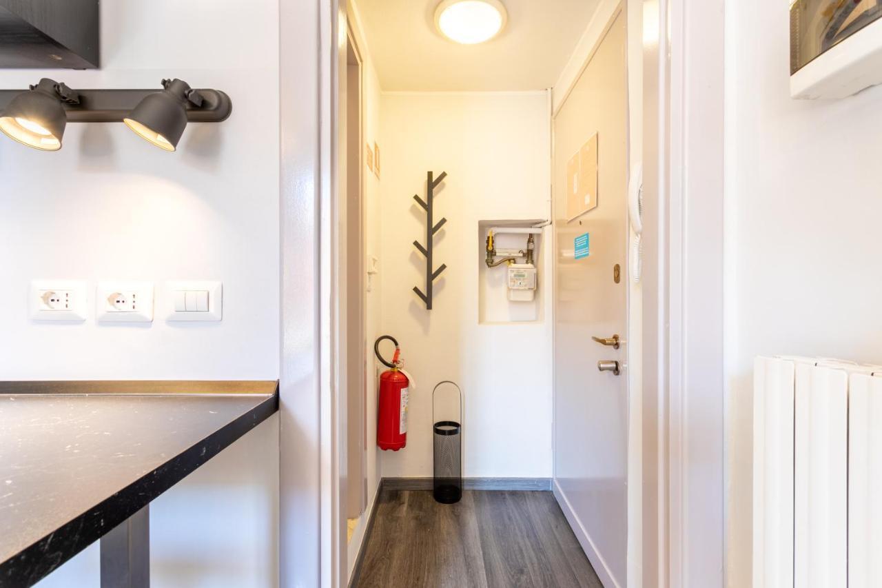 Luna Homes - Studio In Farini Milano Dış mekan fotoğraf
